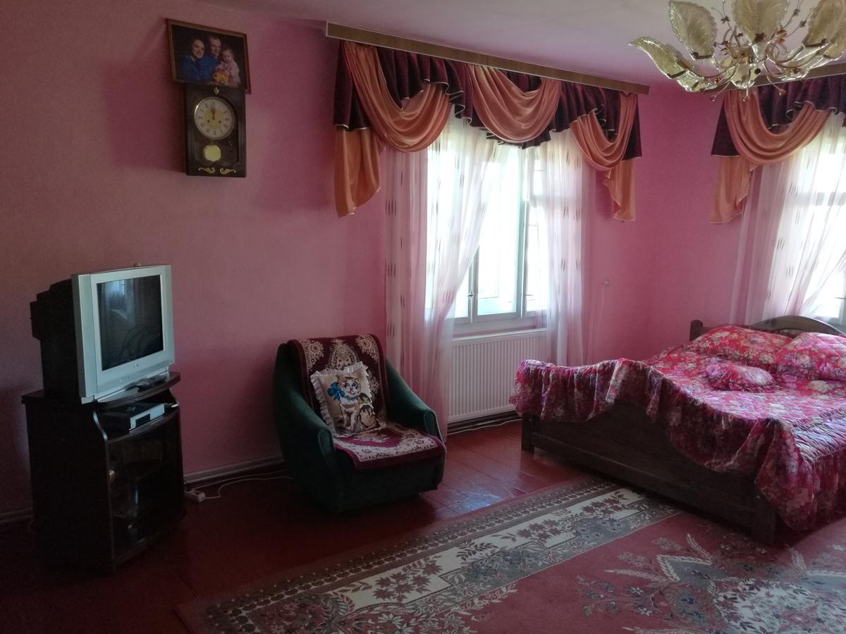 Gutsulska Oselya Villa Krivopol'ye Dış mekan fotoğraf
